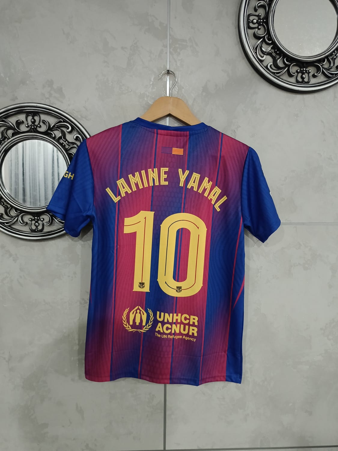 Barcelona 2025–26 Home Kit – “Shaping the Future” Edition (Half Sleeve, Embroidered Crest) 🔵🔴✨