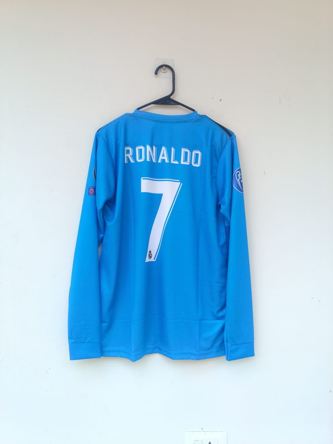 Real Madrid 2017–18 3rd Kit Away – Ronaldo Edition (Full Sleeve, Embroidered Premium) ⚫🐐🏆 (Copy)