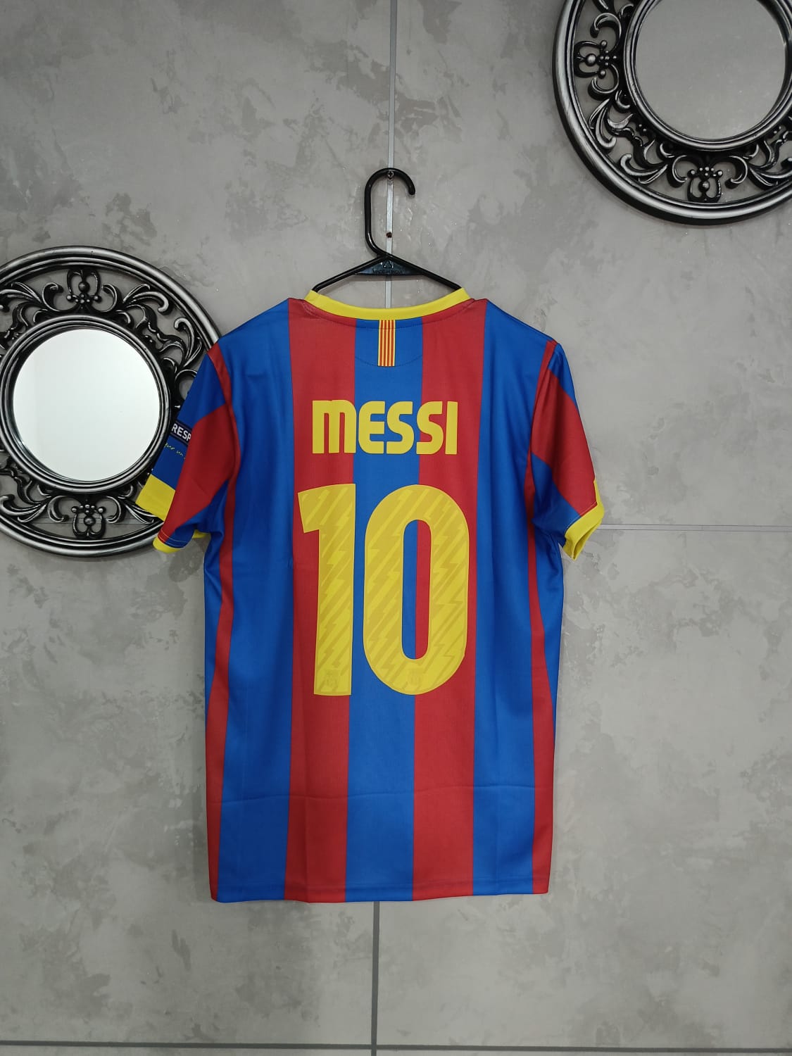 FC Barcelona 2010–11 Vintage Jersey – Messi Edition (Champions League Final 🇪🇺, Embroidered) 🔵🔴🏆 (Copy)