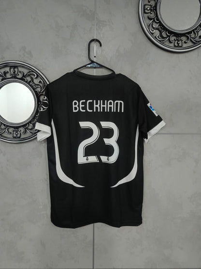 Real Madrid 2006–07 Away – Beckham Edition (Half Sleeve, Embroidered Premium) ⚫⚪✨ (Copy)