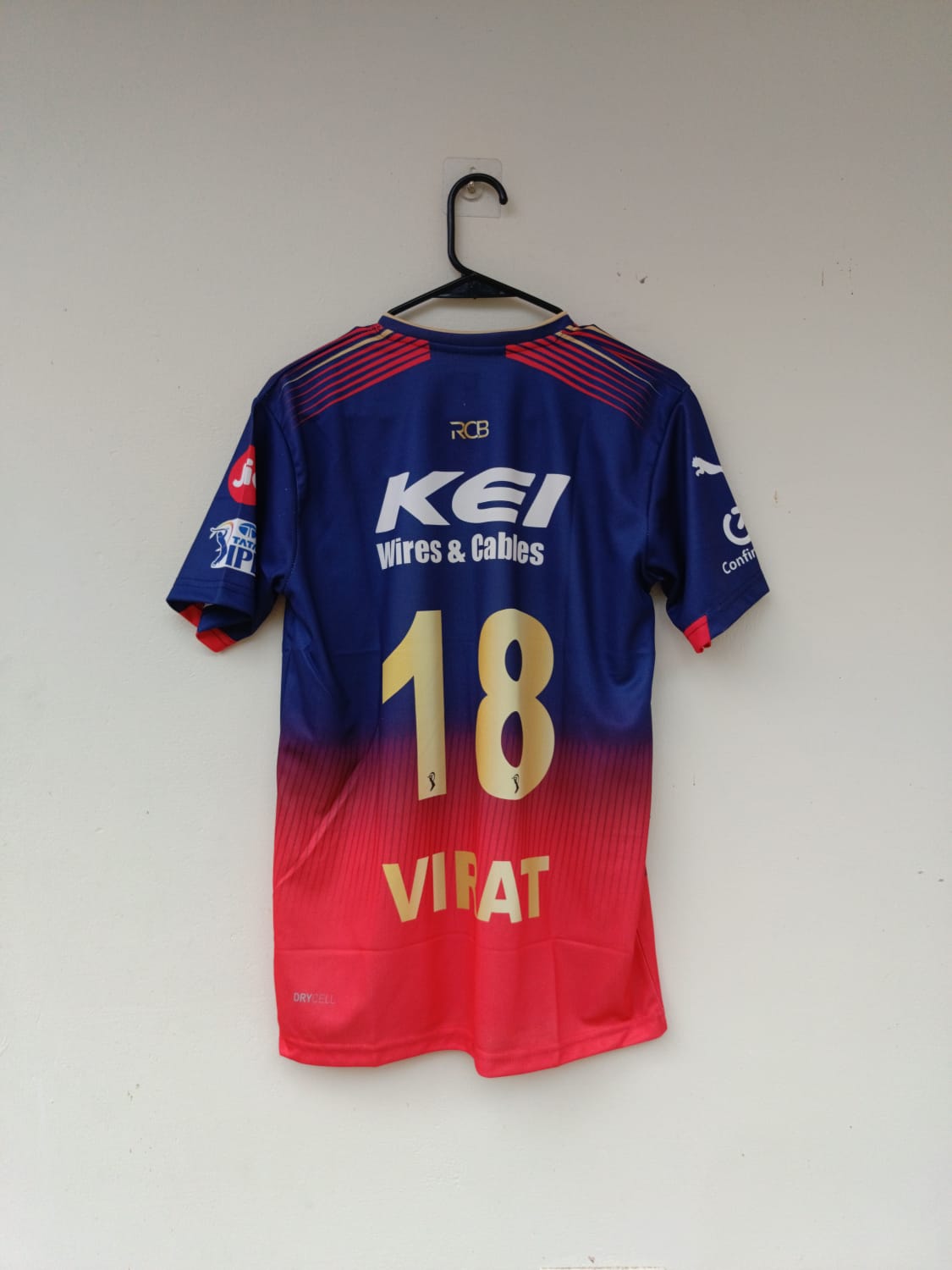 RCB NEW SEASON PREMIUM QUALITY PRMEIUM EMBROIDERY JERSEY