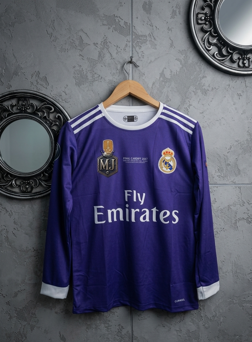 Real Madrid 2016–17 Away – CR7 Edition (Full Sleeve, Retro Collection) 💜🐐⚽ (Copy)