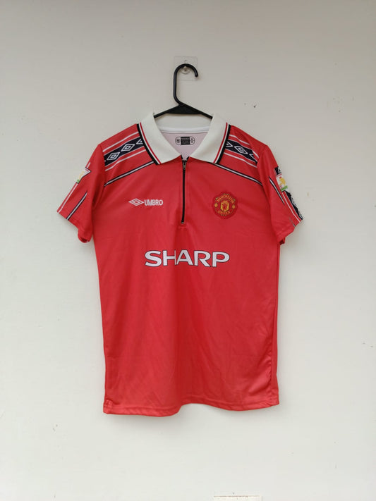 Manchester United 1998–99 Home – Beckham Edition zip collar(Retro, Half Sleeve, Embroidered) 🔴⚽👑 (Copy)