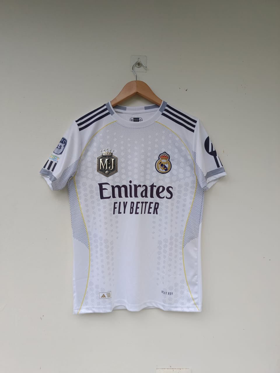 Real Madrid 25/26 Home – Embroidered Edition (Full Sleeve, Premium Stitch) ⚪👑✨ (Copy)