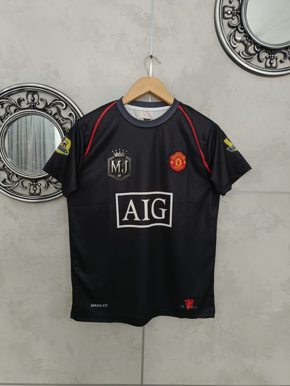 Manchester United 2006–07 Home – Ronaldo 7 Edition (Half Sleeve, Embroidered Crest) 🔴⚫⚡