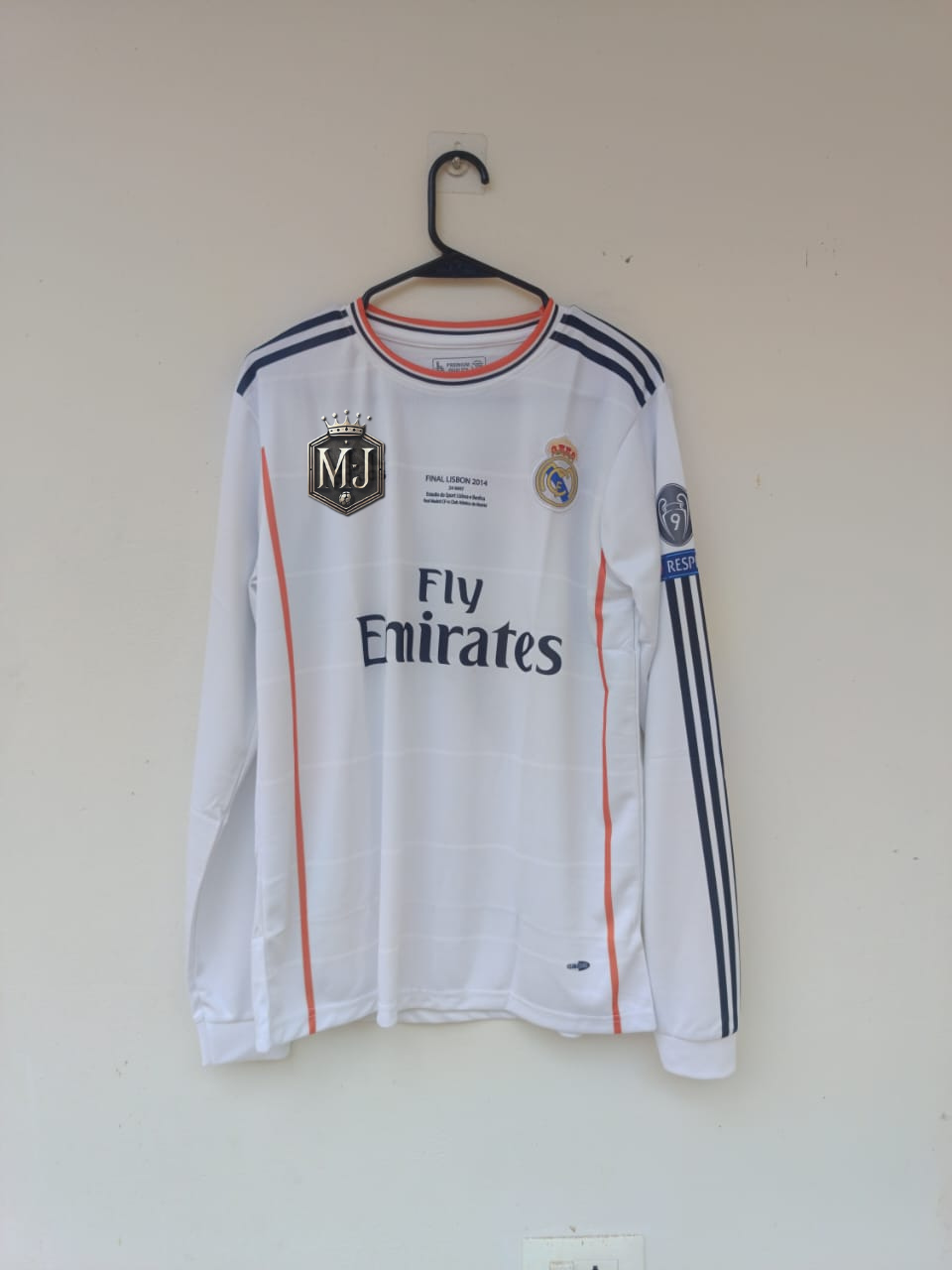 Real Madrid 2013–14 Home – Ronaldo 7 Edition (Full Sleeve, Embroidered Crest) ⚪🐐🏆