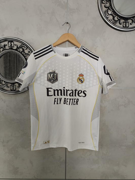 Real Madrid 2025-26 Home – Heritage Edition (Short Sleeve, Embroidered Crest) ⚪👑